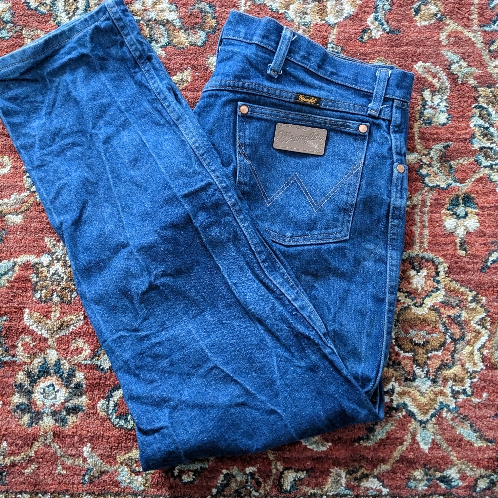 Men's Wrangler Blue Jeans 38 X 32